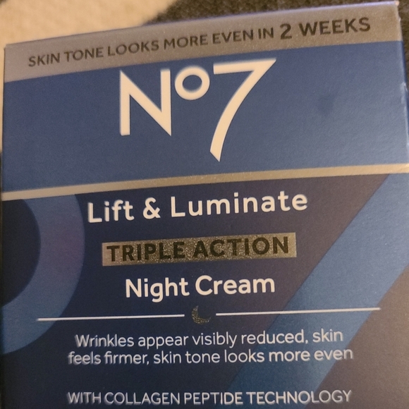 No 7 Other - No7 lift luminate day cream 1.7 oz gd deal. Hp🔥🔥